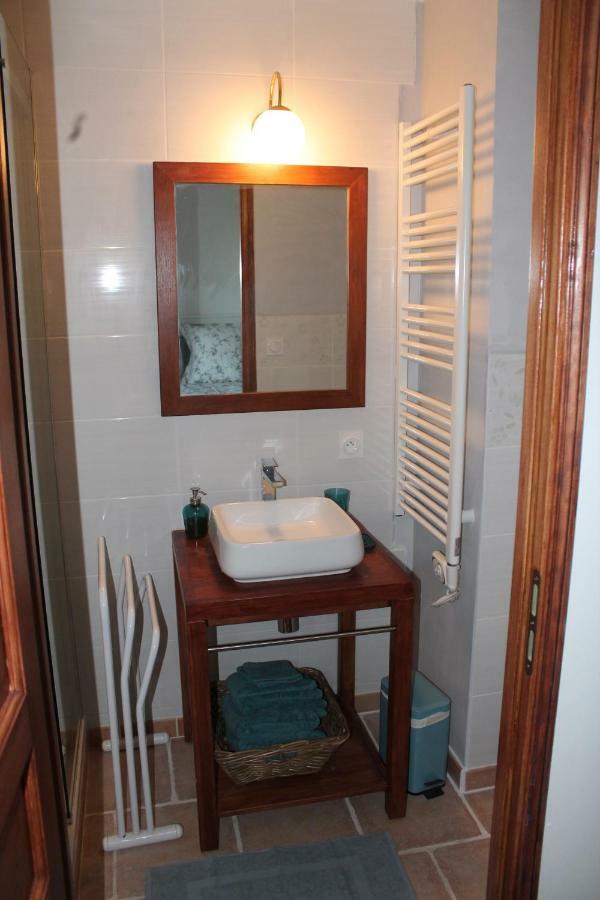 L'Ancien Presbytere Hotell Monterfil Exteriör bild